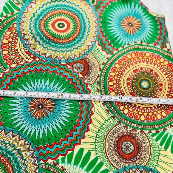 Emery Rose Multicolor Geometric
Halter Dress Size M NWT - Picture 4 of 9